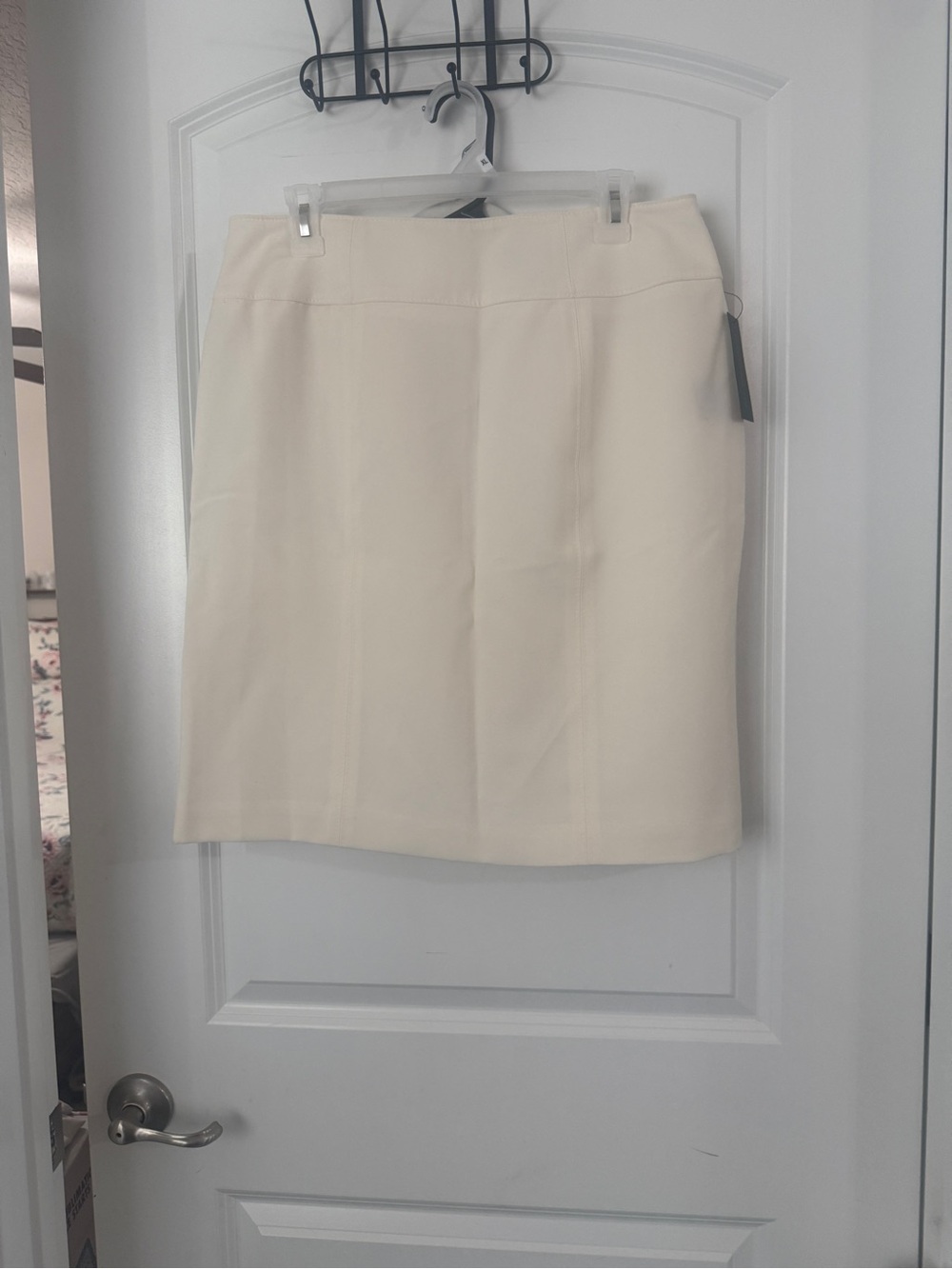 Worthington Cream Pencil Skirt